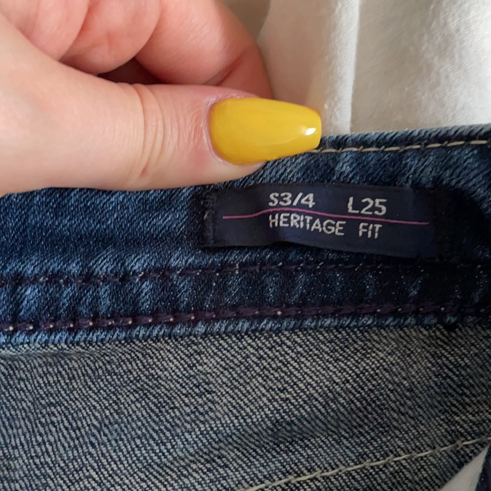 Capris - Picture 3 of 4